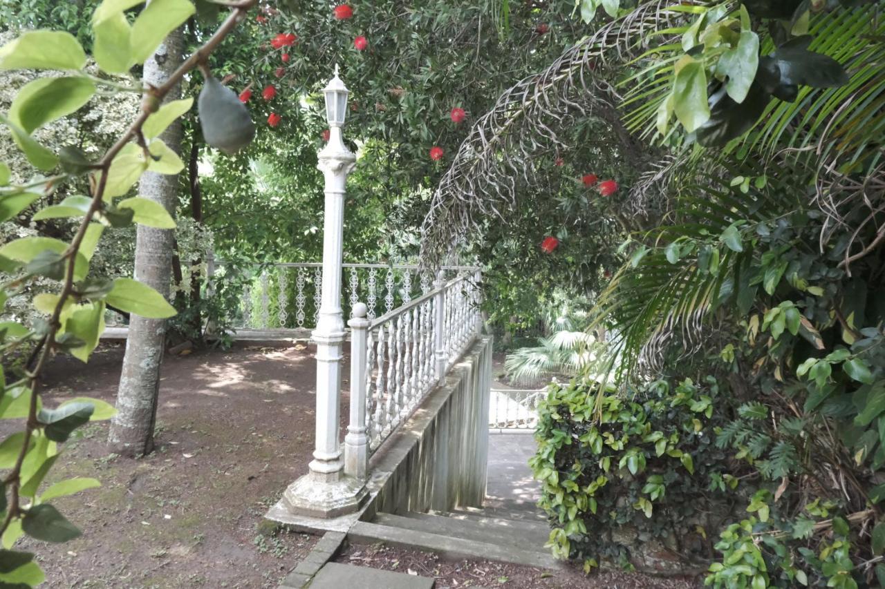 The Whitehouse Bed And Breakfast Durban Exterior photo